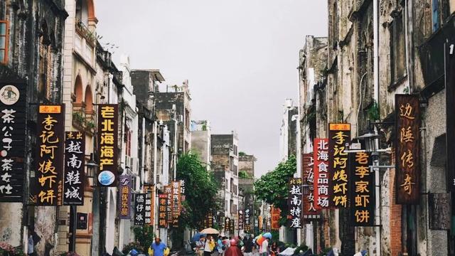 尽管政治经济形势影响旅游业发展，但游客仍对波黑兴趣浓厚