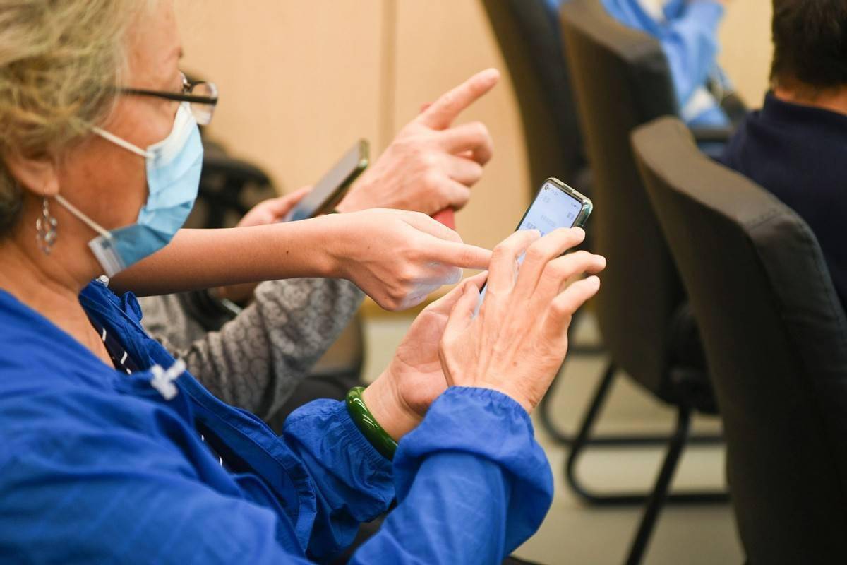 安博通2024年亏损1.19亿：董秘但晨薪酬70万涨薪12万