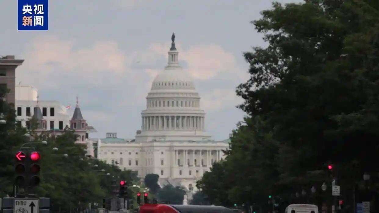 白宫官员还嘴硬？达里奥：美债风险甚至比穆迪认为的还大！