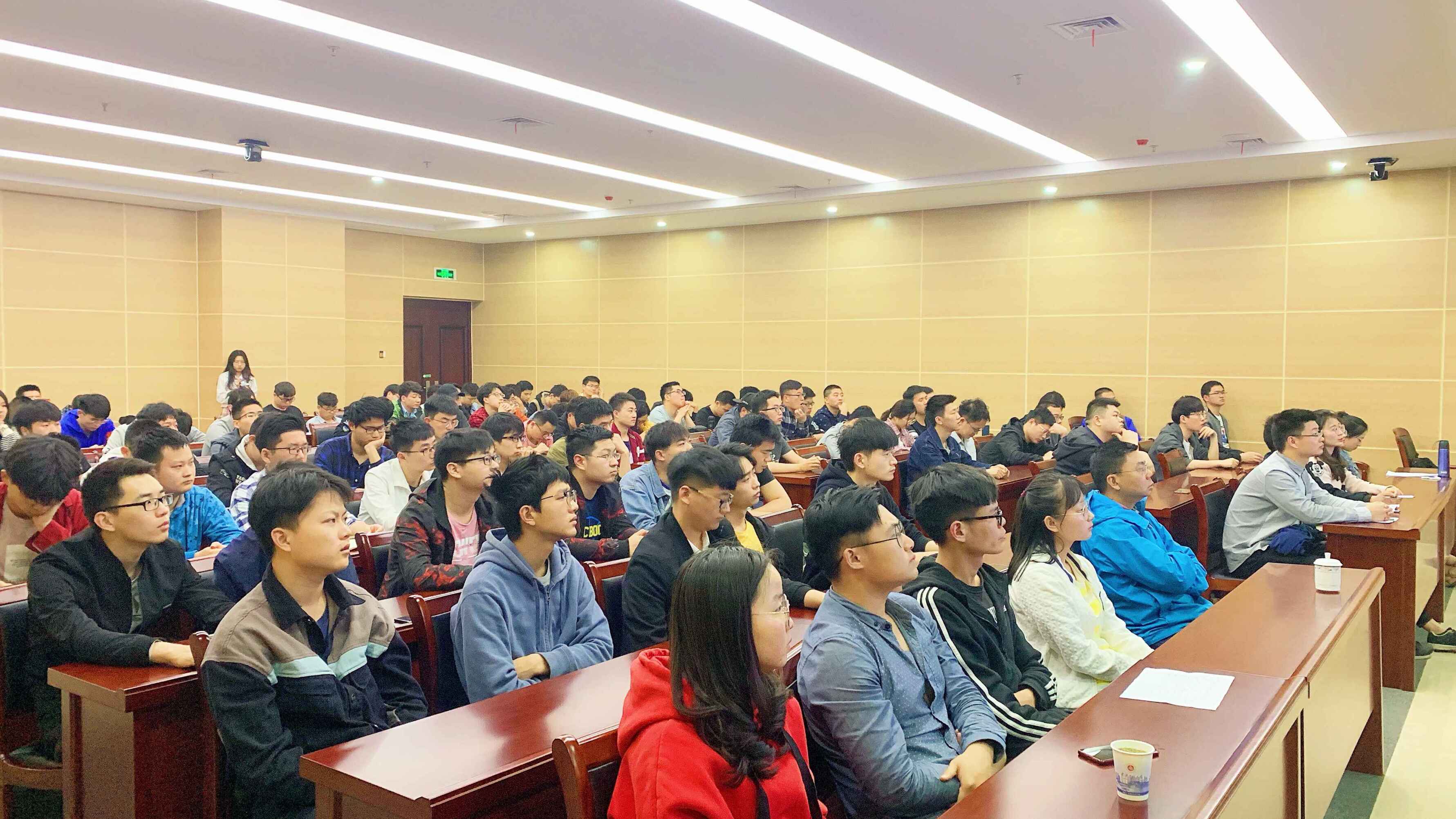 安徽合力:公司控股股东将在承诺期限内履行收购江淮重工股份承诺