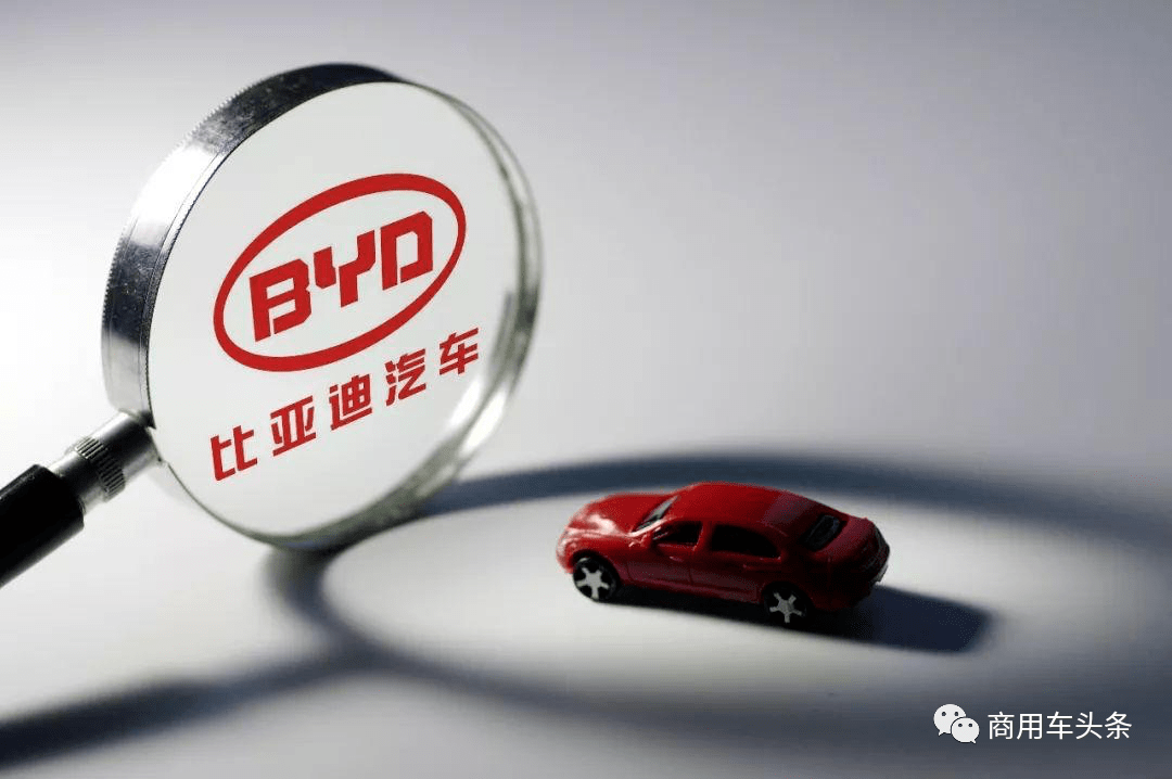 Viettel集团为越南首个半导体芯片厂准备人才