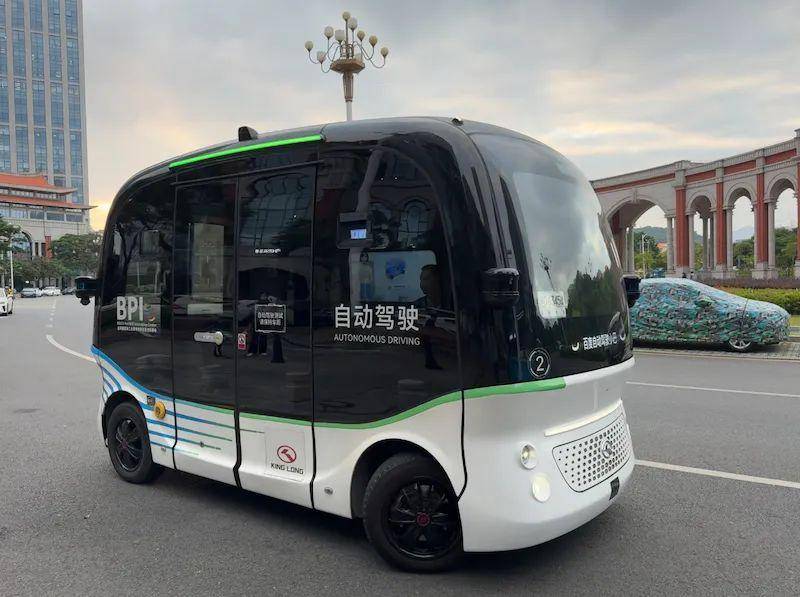 中国创新“酷”在哪里?(和音)