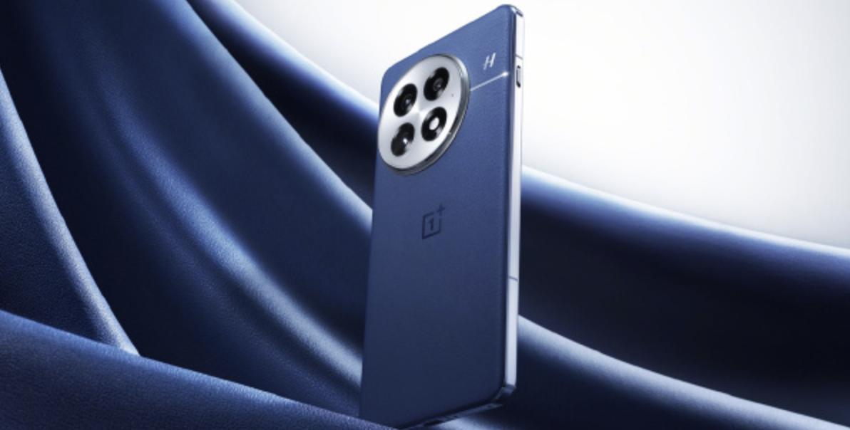 “小屏大魔王”一加 13T 正式发布 开启小屏新体验