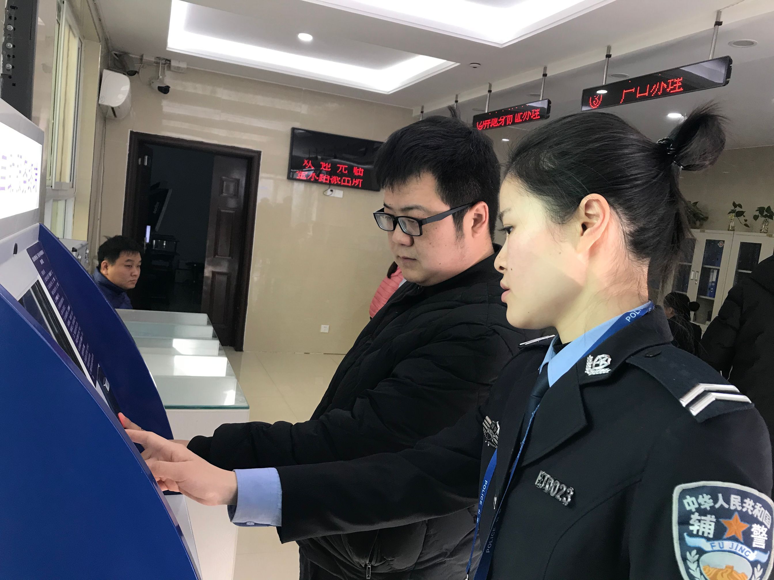 ST明诚(600136.SH)：联影创艺拟租赁清能酒管旗下湖北清江饭店用于营业性演出