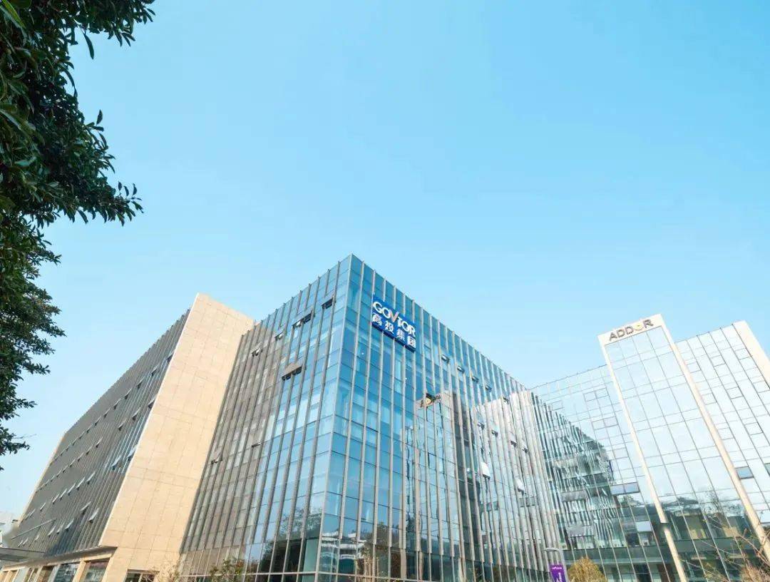 上工申贝获得实用新型专利授权：“一种智能缝纫工作站模板定位机构”