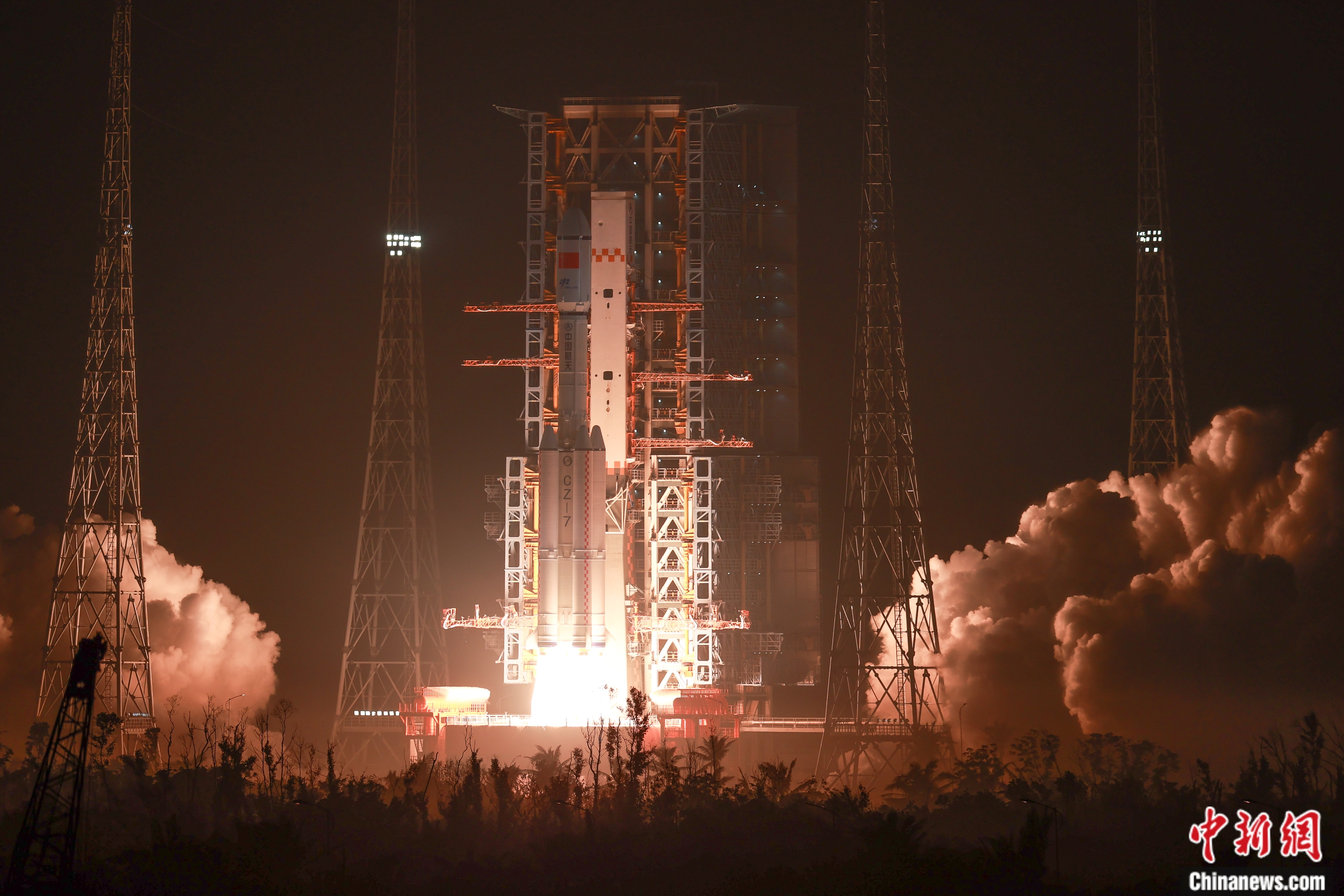我国文昌航天发射场准备就绪确保天舟九号发射成功