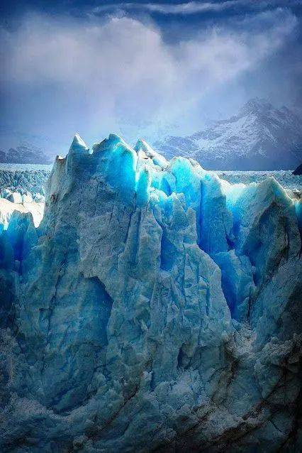 世界最大冰山解体