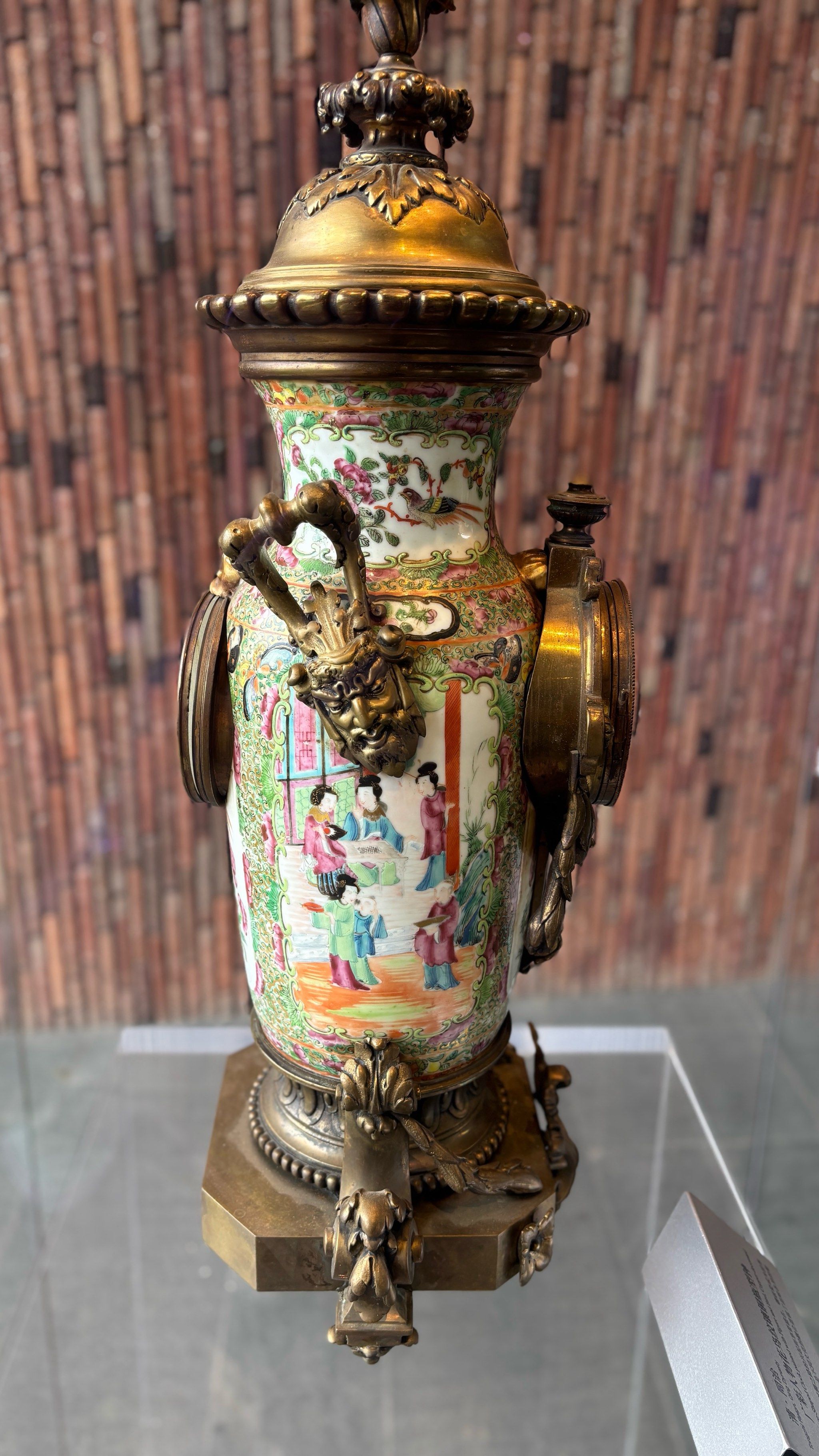 德艺文创：专注个性化特色IP衍生品