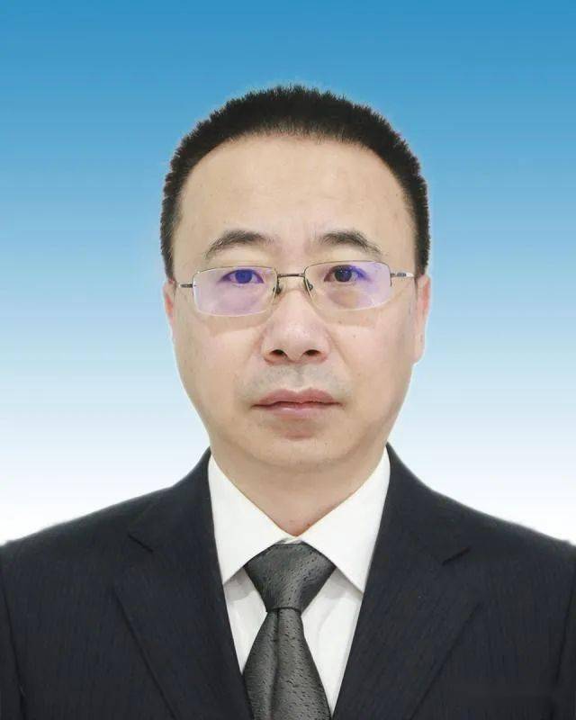 东北制药(000597.SZ)：聘任李新为财务总监