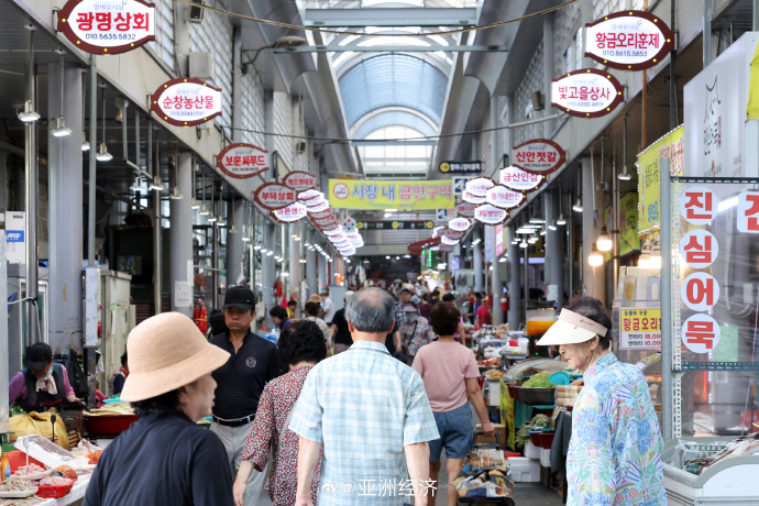 8月印尼消费者信心指数保持稳定