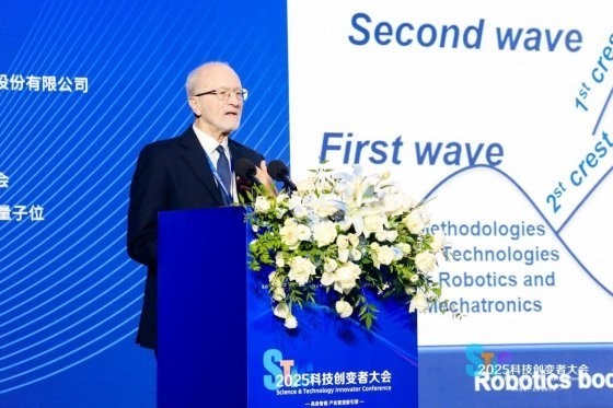 四维图新：六分科技推具身智能小脑方案