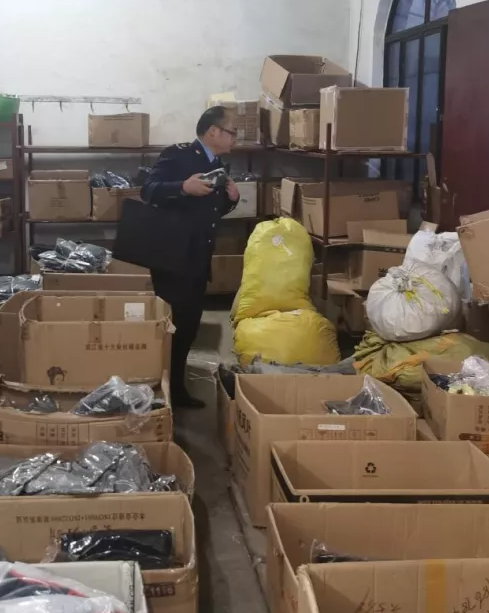 首度“亮剑”！《广告法》精准打击AI伪造名人带货案