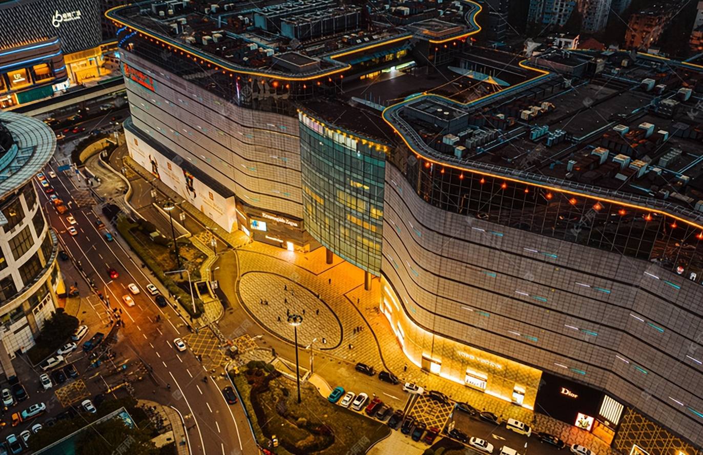 武商集团：线上占比差异反映企业资源禀赋选择