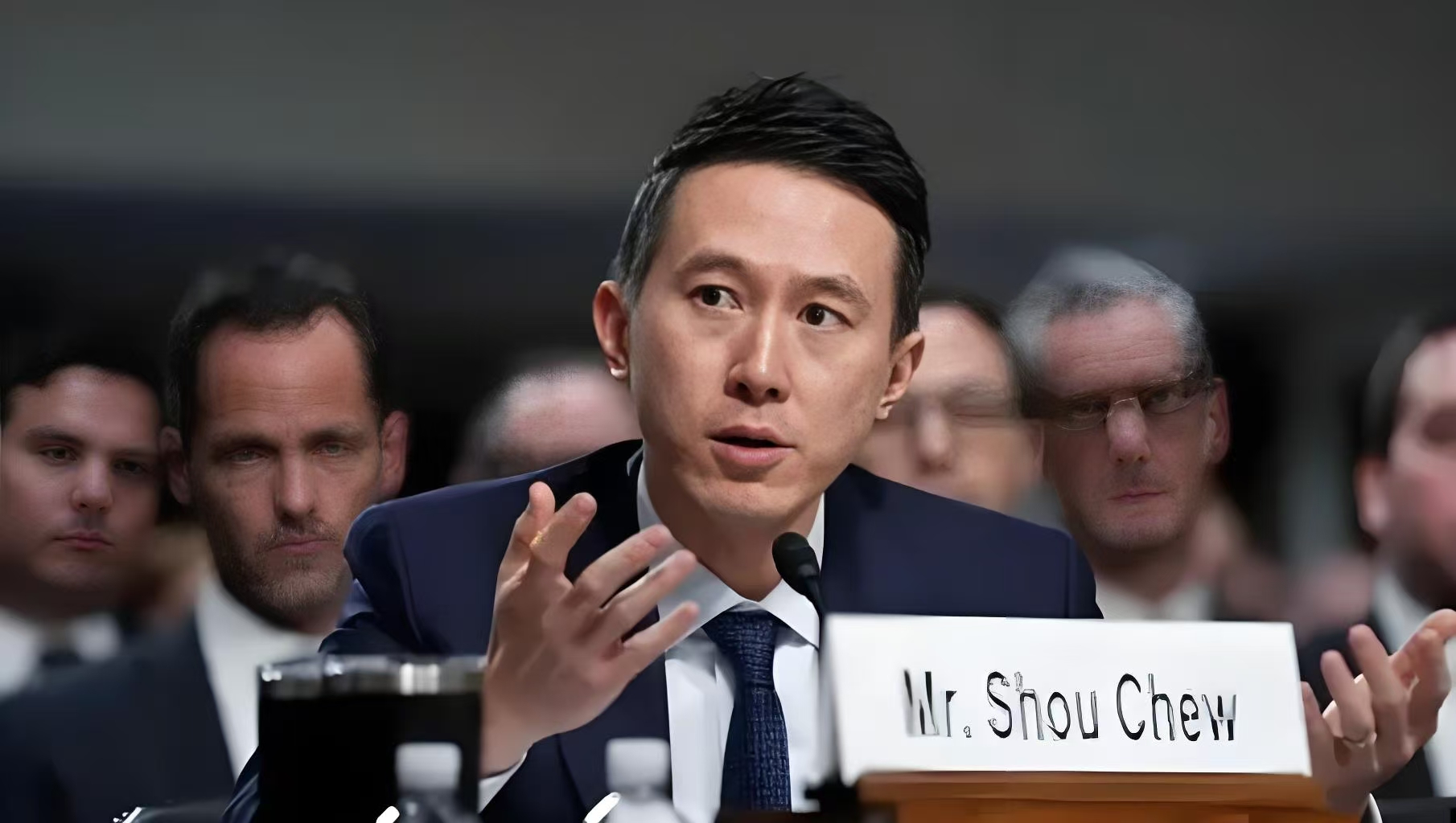 周受资发通知，TikTok再生变局