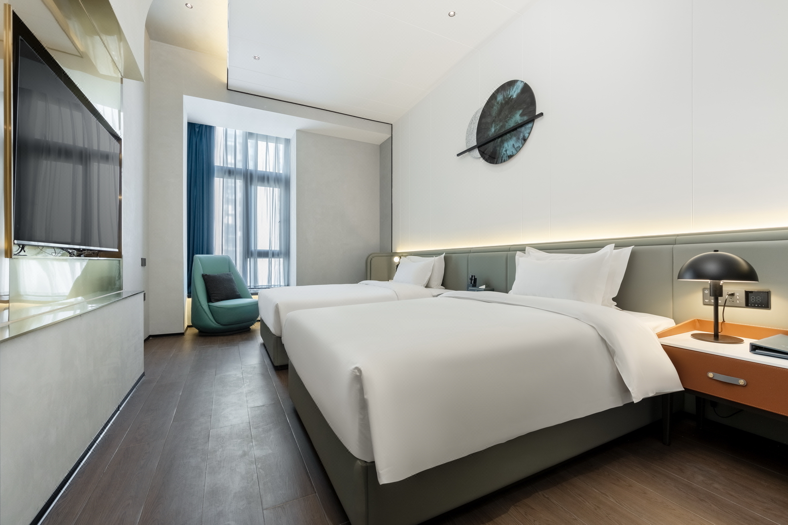 楼市早餐荟 | 广州住宅电梯应配置电动自行车监控报警装置;保利置业前三季度归母净利润0.63亿元