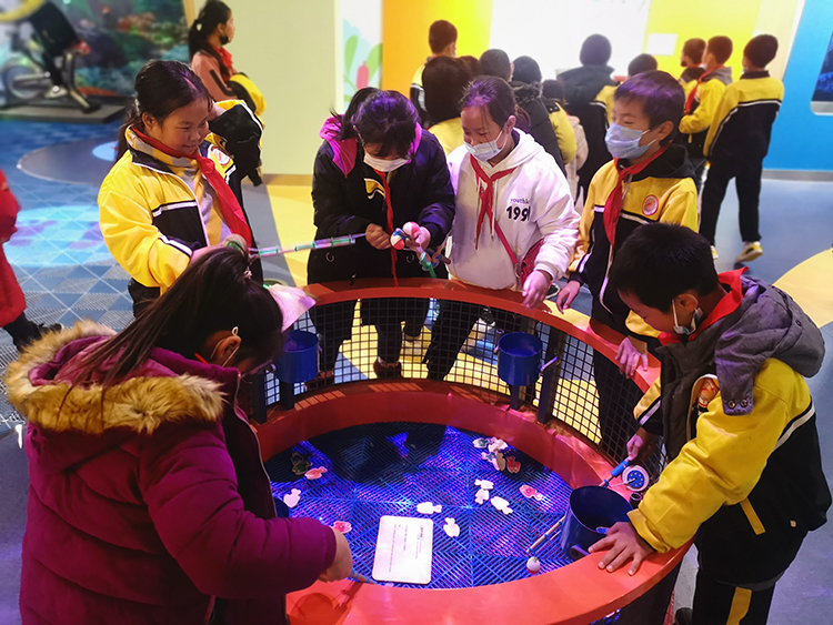 逛世界声博会 感受科技魅力