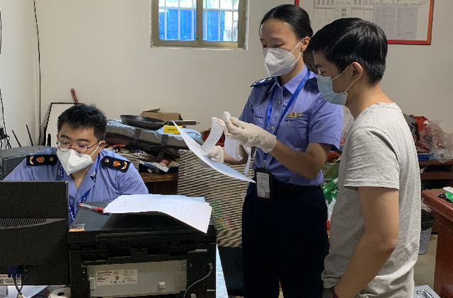 【企业动态】富煌钢构新增1件行政处罚，被罚款600万元