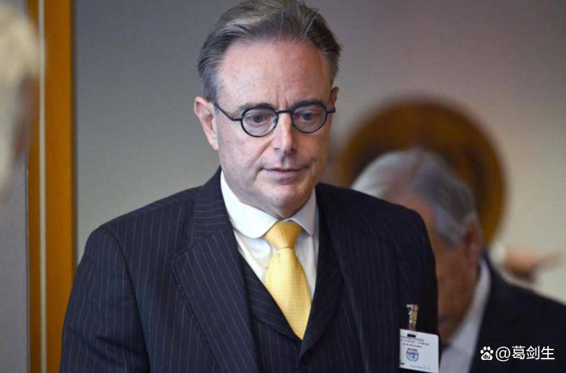 渣打银行支持中国财政部在欧洲发行40亿欧元债券