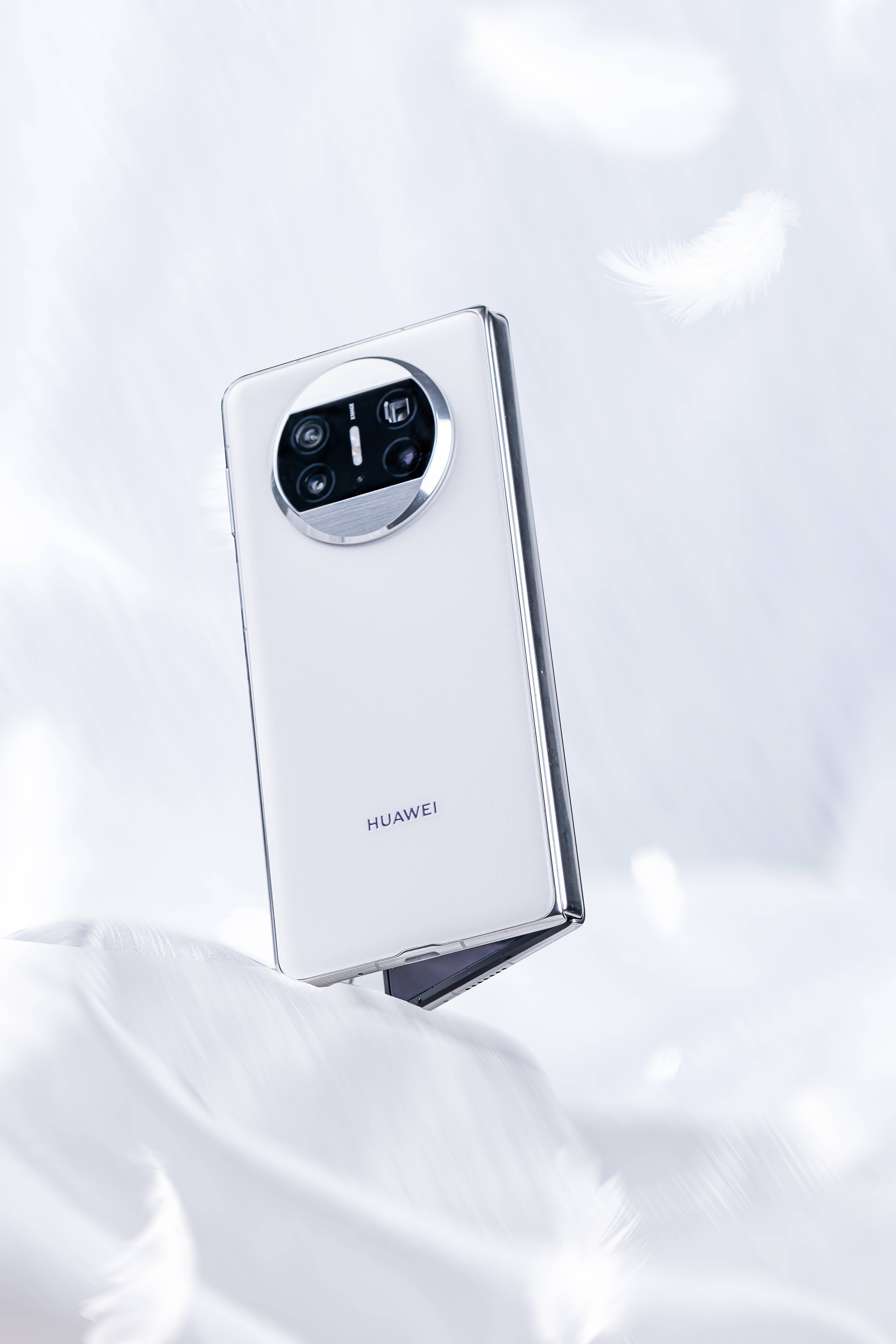 华为路由X3 Pro正式发布：科技与自然美学的融合