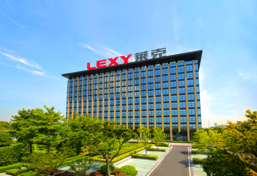 莱克电气：11月28日高管张玉清减持股份合计1000股