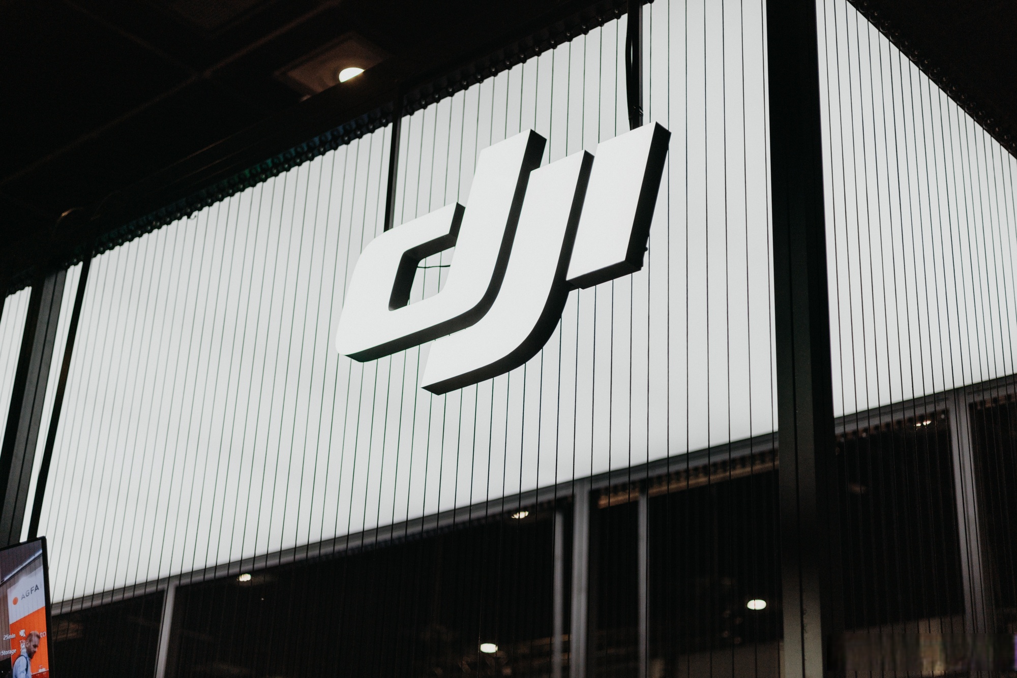 优供给拓场景 无人机“飞”出消费新天地