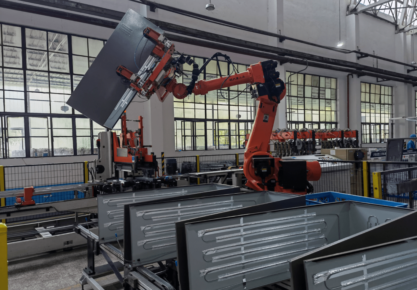 海尔服务再攀“高峰”，数字化变革获行业认可