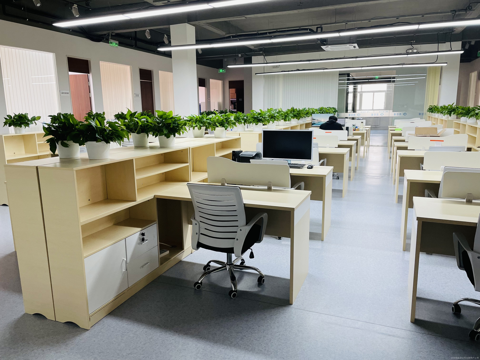 飞力达：在海南省设有全资子公司