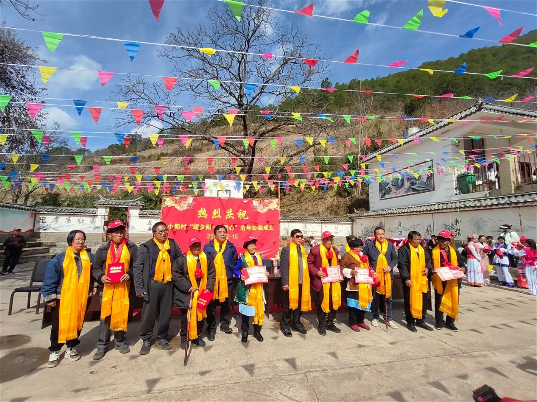 村有“社工”，田有“园长”，病有“捕快”——“A超”联赛“晒”出AI新生活