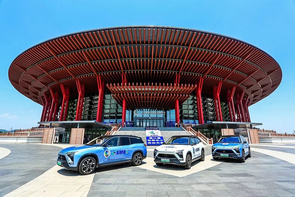 泰国中小企业发展银行（SME Bank）董事会已拨款 27 亿泰铢，帮助全国中小企业发展