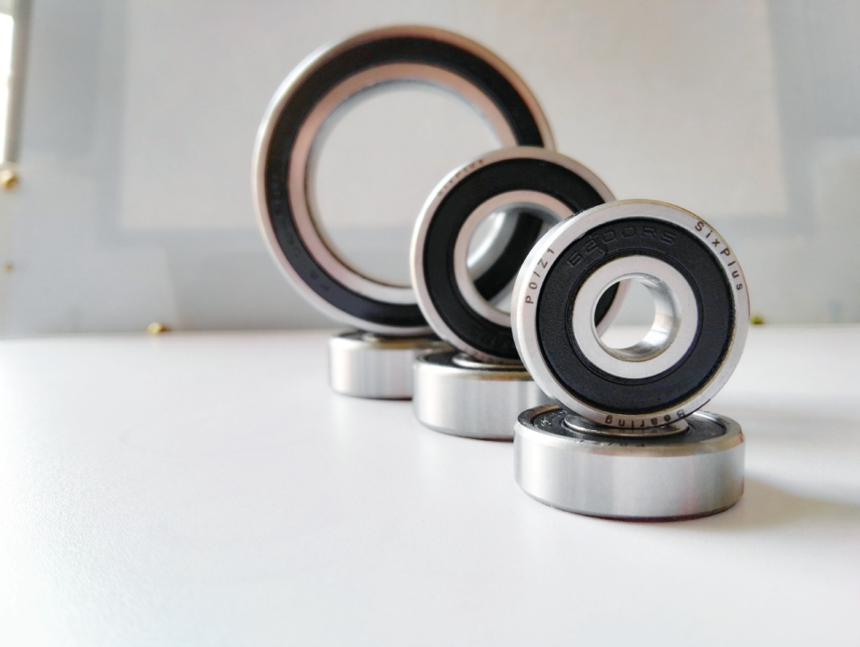 斯菱股份(301550.SZ)：12月29日起证券简称变更为“斯菱智驱”