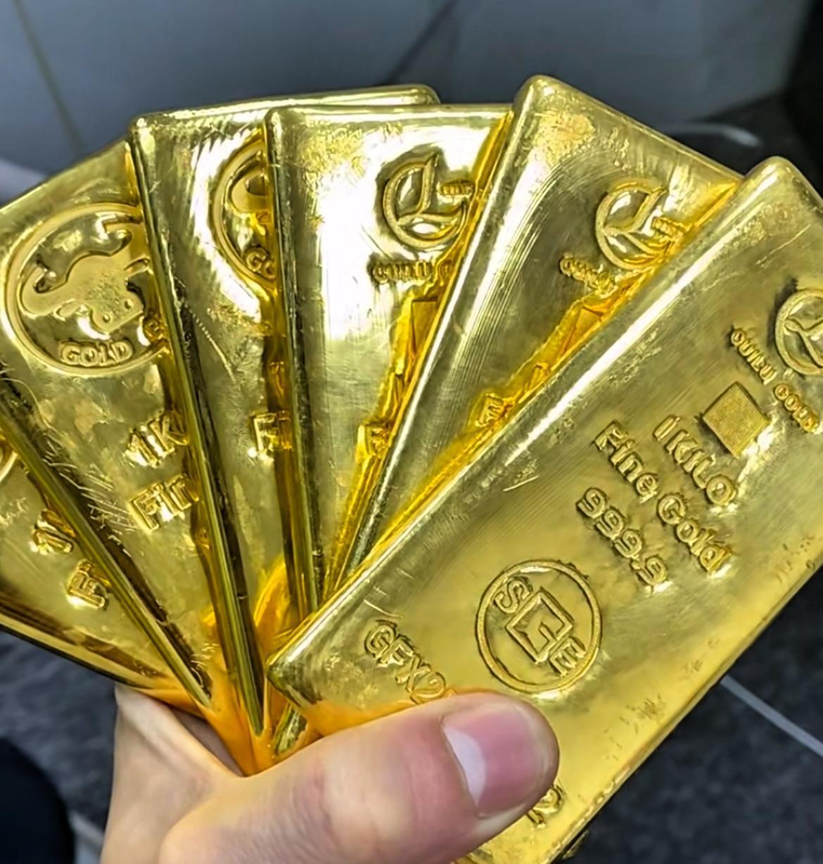 2025中资美元债盘点：发行超千亿美元但净融资仍告负，二级回报率6.68%表现不俗