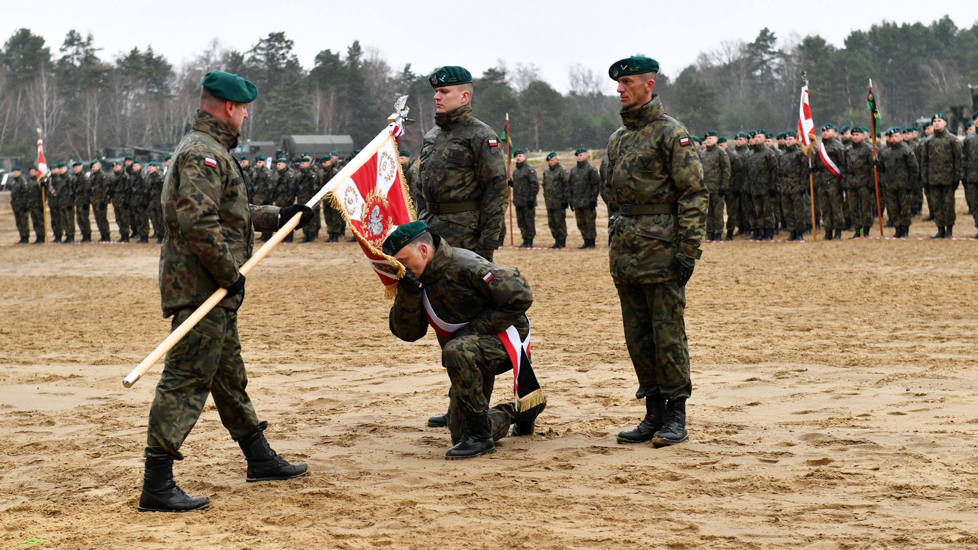 截至2024年底，共有149.9万波兰公民居住在国外