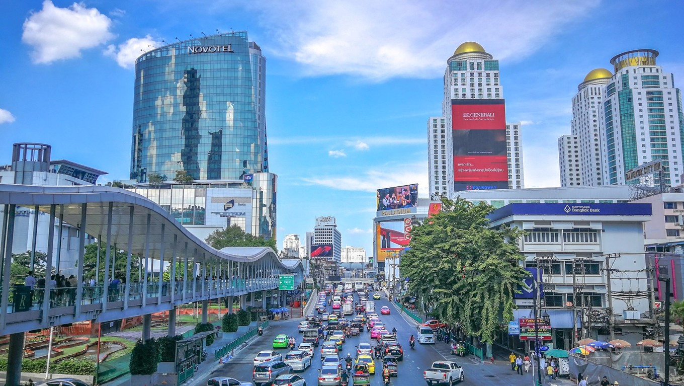 泰国房地产市场面临近30年来最严重的放缓