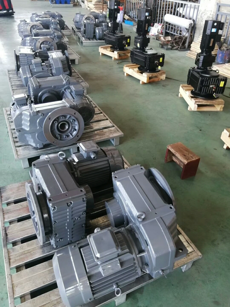 杭齿前进获得实用新型专利授权:“一种带平行轴减速装置的全回转推进器”