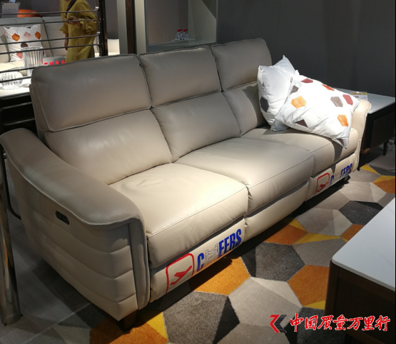 顾家家居获得外观设计专利授权:“床垫(非遗苗韵生辉)”