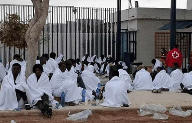 非洲“三重依赖”损害自主权