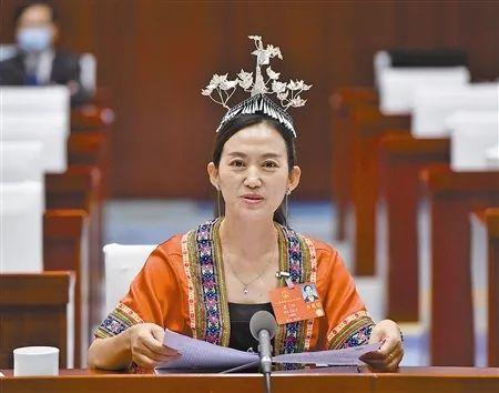 潘越代表——有序化债稳预期