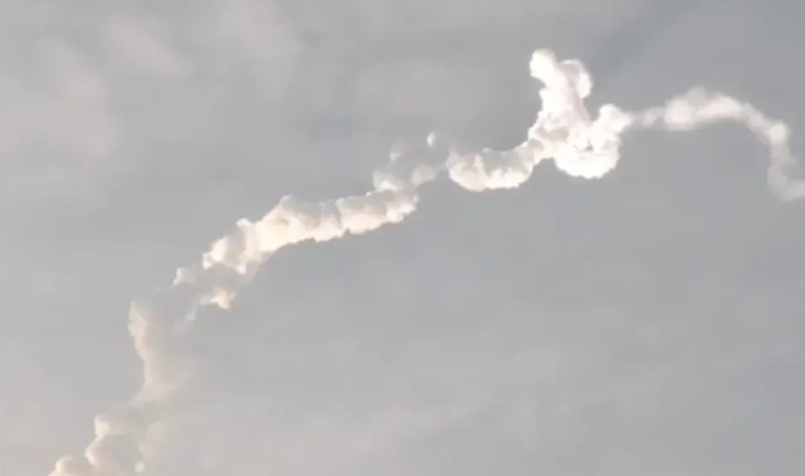 “微笑”卫星完成发射前最后准备