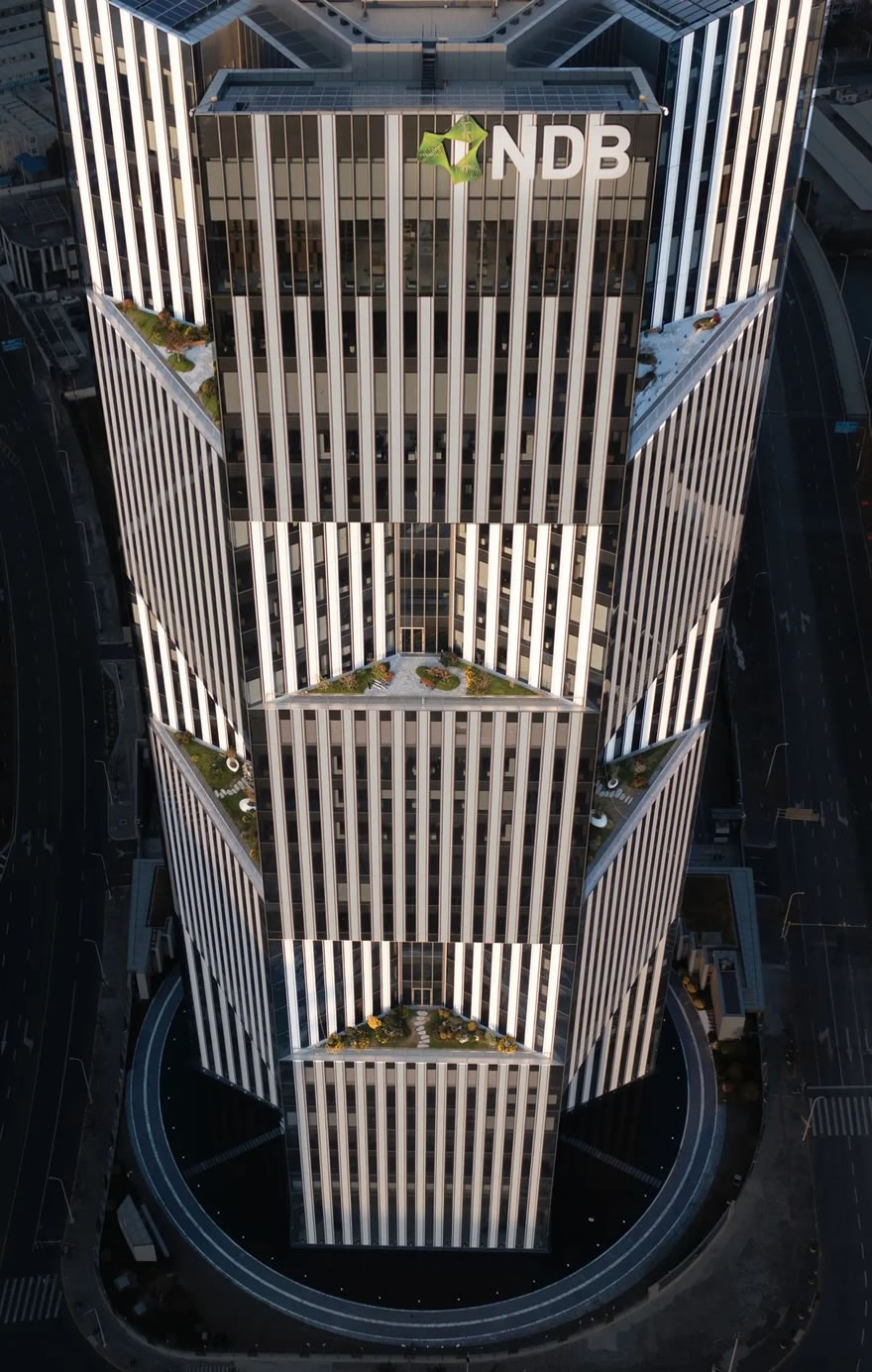 新开发银行拟发行不超70亿人民币债券