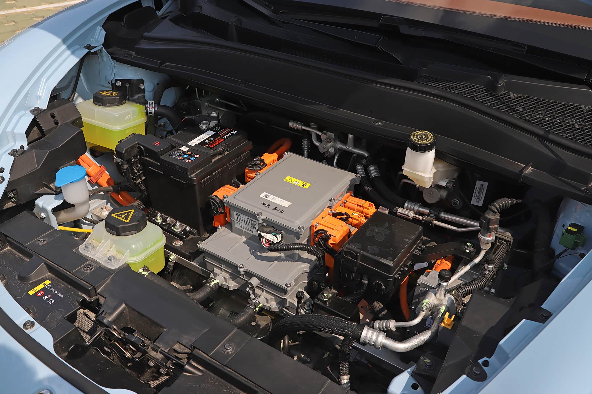 亿纬锂能获得发明专利授权:“隔热垫的隔热性能确定方法、装置、电子设备及电动汽车”