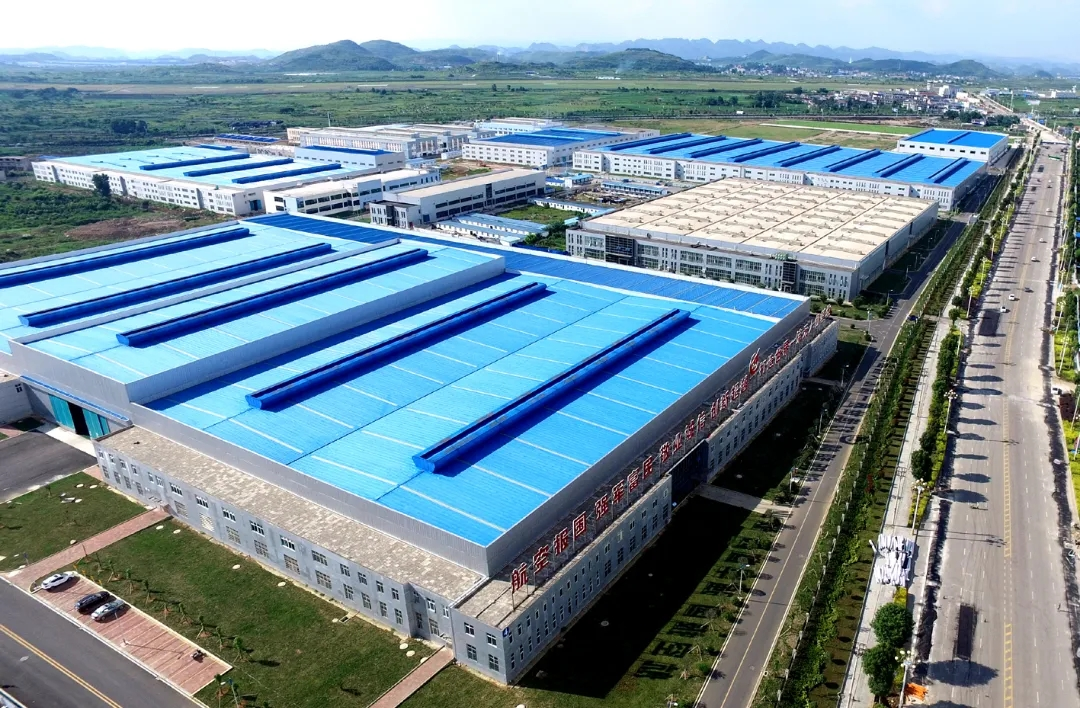 央行发布2025年四季度金融机构贷款投向统计报告；平安人寿增持中国人寿H股 | 金融早参
