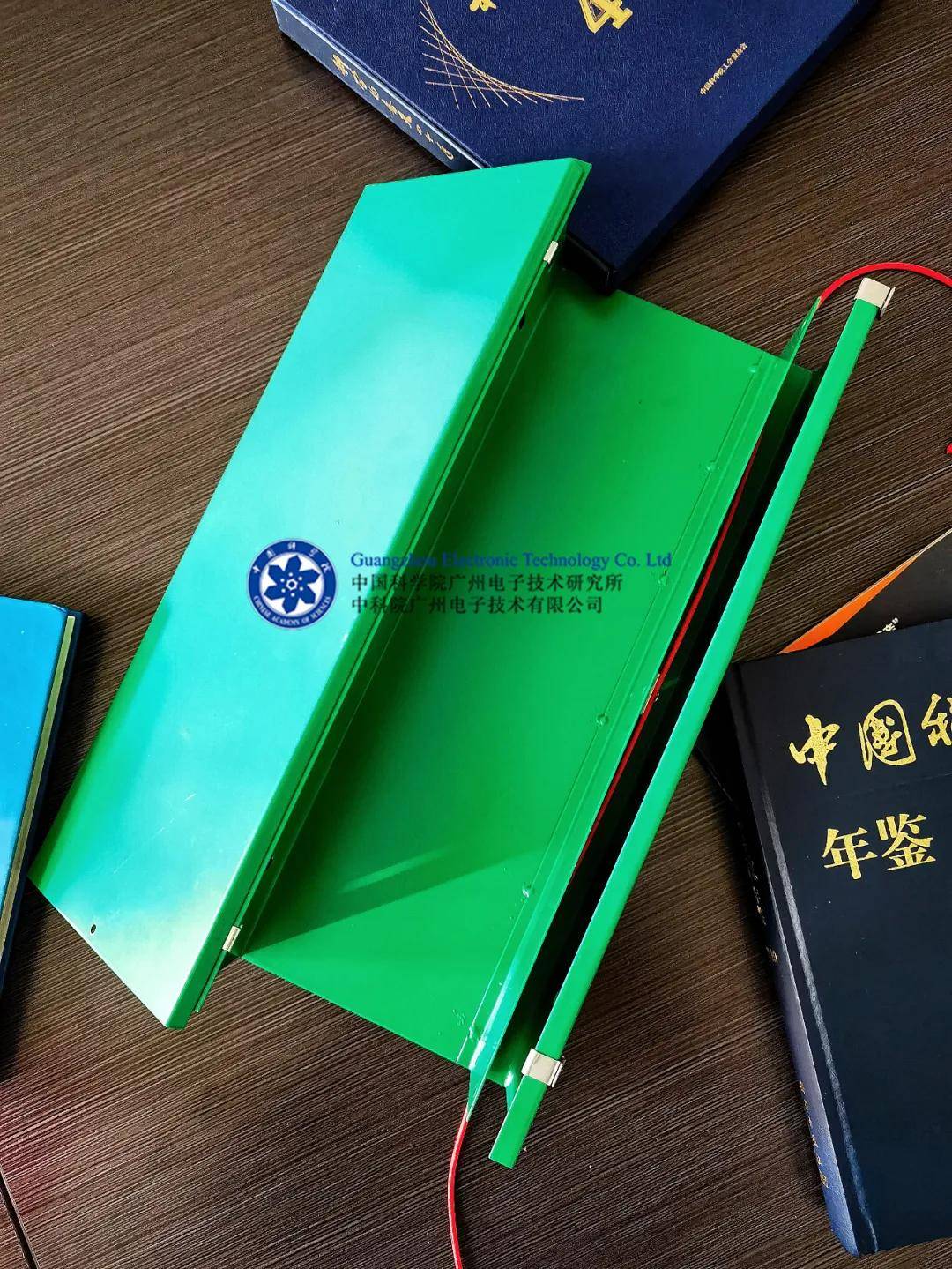 东富龙获得实用新型专利授权：“一种适用于吹灌封设备的热印字装置”